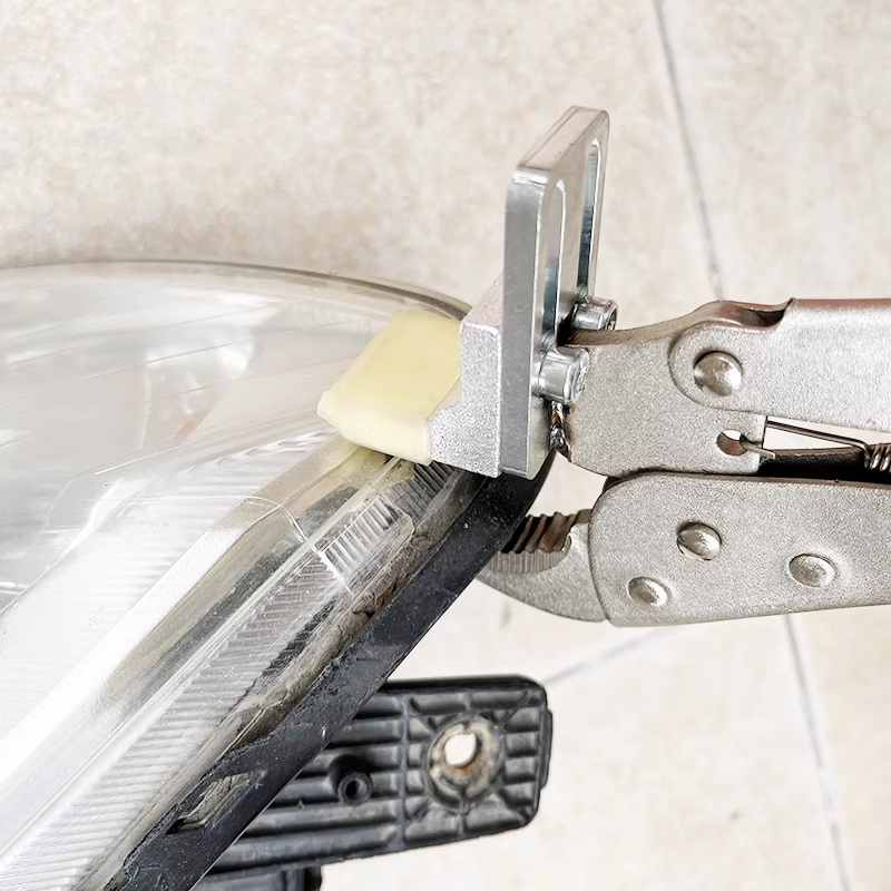 Professional car headlight sealing self-locking stainless steel pliers with silicone protective cover handle fixing plier